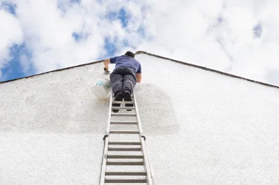 Peinture extérieure à Blan — façades et ravalement